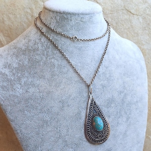 Silver Turquoise Pendant On Chain, Vintage Sterling Silver Turquoise Pendant, Antique Silver Pendant, Vintage Turquoise Pendant
