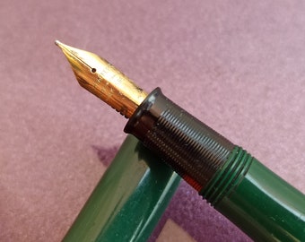 14K Gold Nib Sheaffer Fountain Pen, 585 Gold Nib, Vintage Fountain Pen, Retro Fountain Pen, Antique Fountain Pen, 1960s Made In Canada