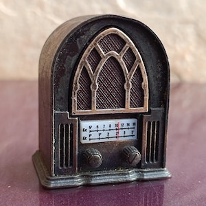 1970 Playme Pencil Sharpener, Radio Sharpener, Spanish Pencil Sharpener, Antique Pencil Sharpener Collectible Stationery From Around