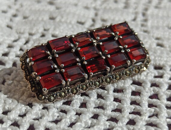 ビンテージ　天然ロードライトガーネット　　 ブローチ ビンテージ 天然ロードライトガーネット ブローチ