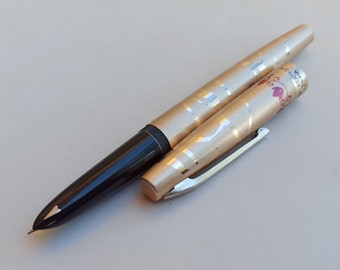WHITE FEATHER 610 Fountain Pen, Vintage Gift, Vintage Fountain Pen, Retro Fountain Pen, Antique Pen, Old Fountain Pen, Gold Filled Ink Pen