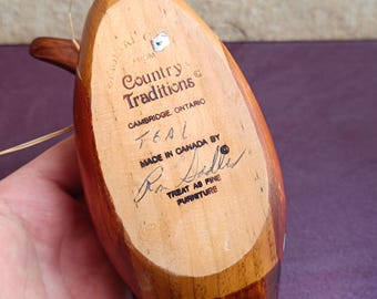 Country Traditions Cambridge Ontario Wood and Hand Painted Duck
