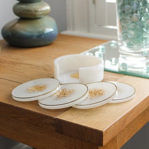 Luxury Coaster Set (White/Gold)
