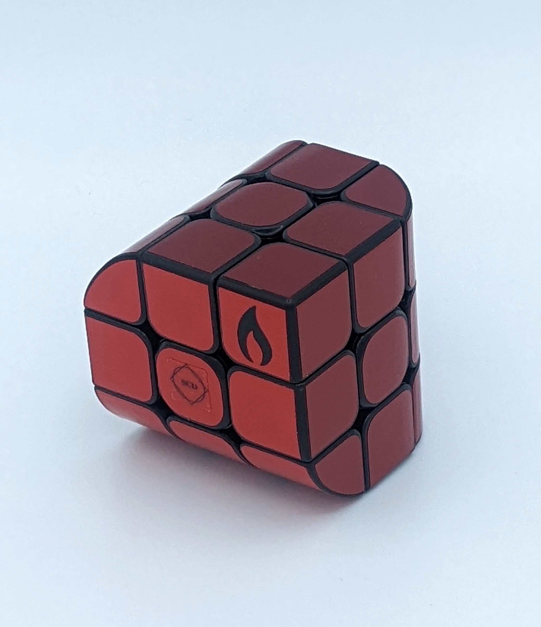 Dichroic cubes Italia