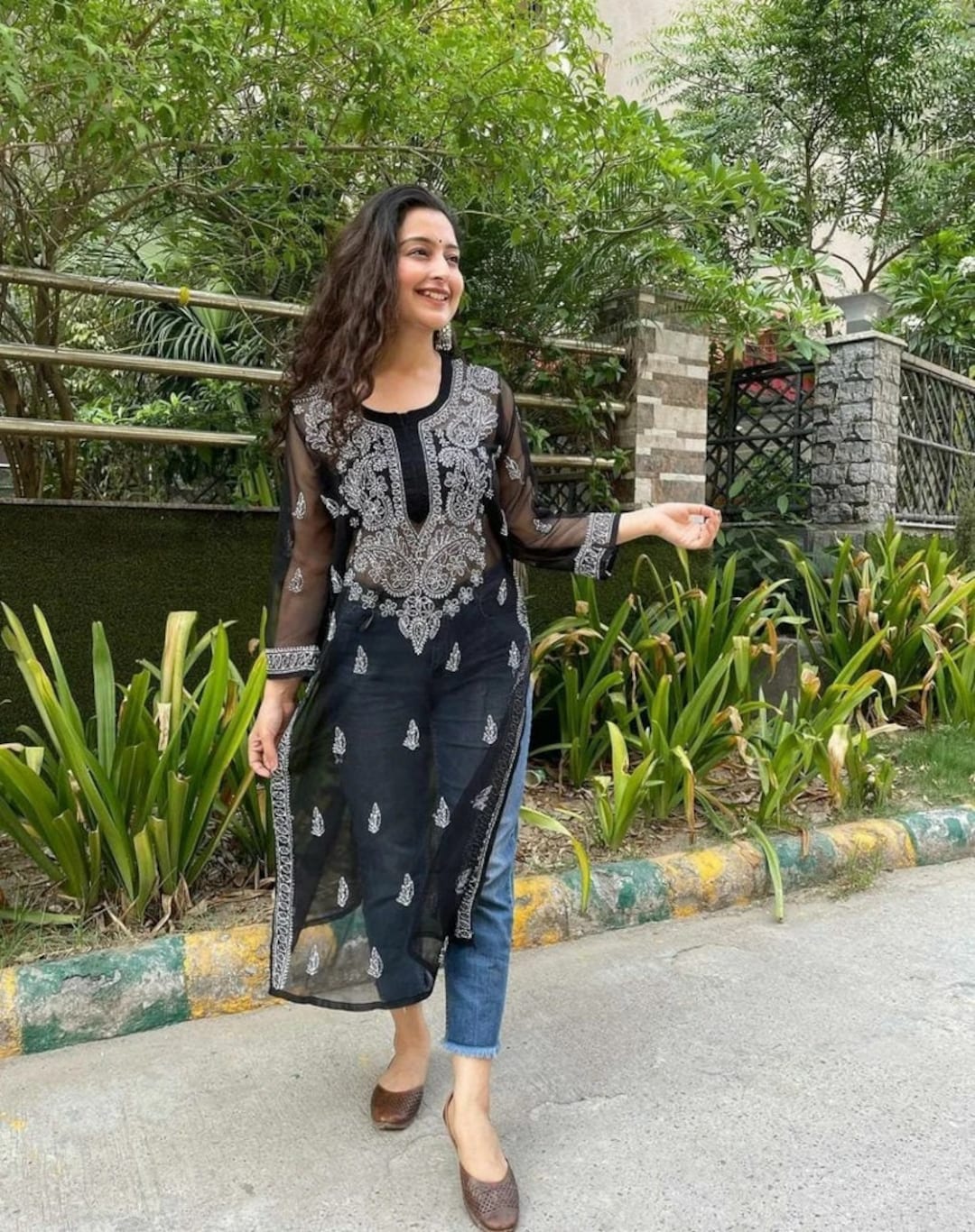 Lucknowi Chikankari Handmade and Handembroidered Super Comfortable