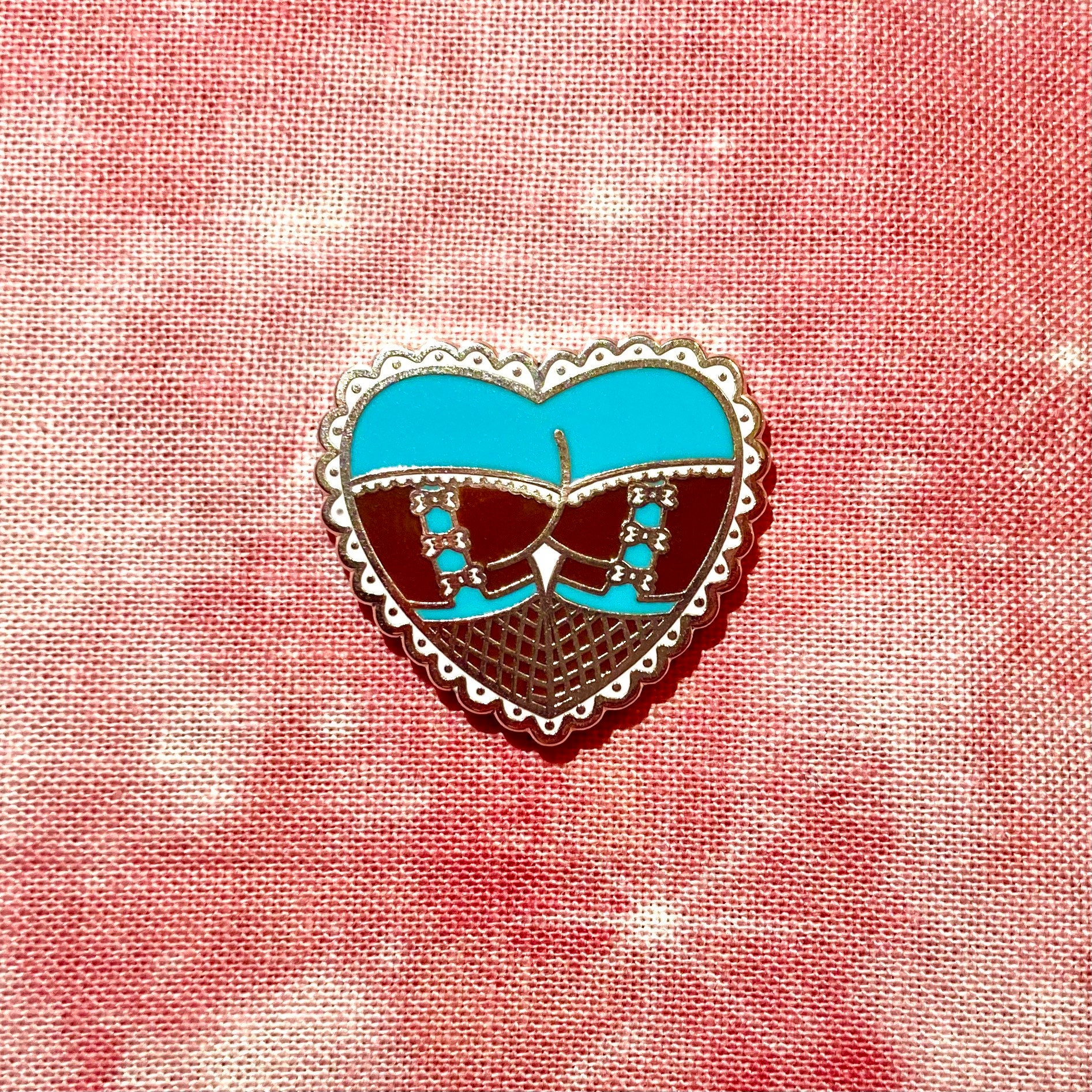 Halloween Sexy Butts Enamel Pins Heart Shaped Costume - Temu