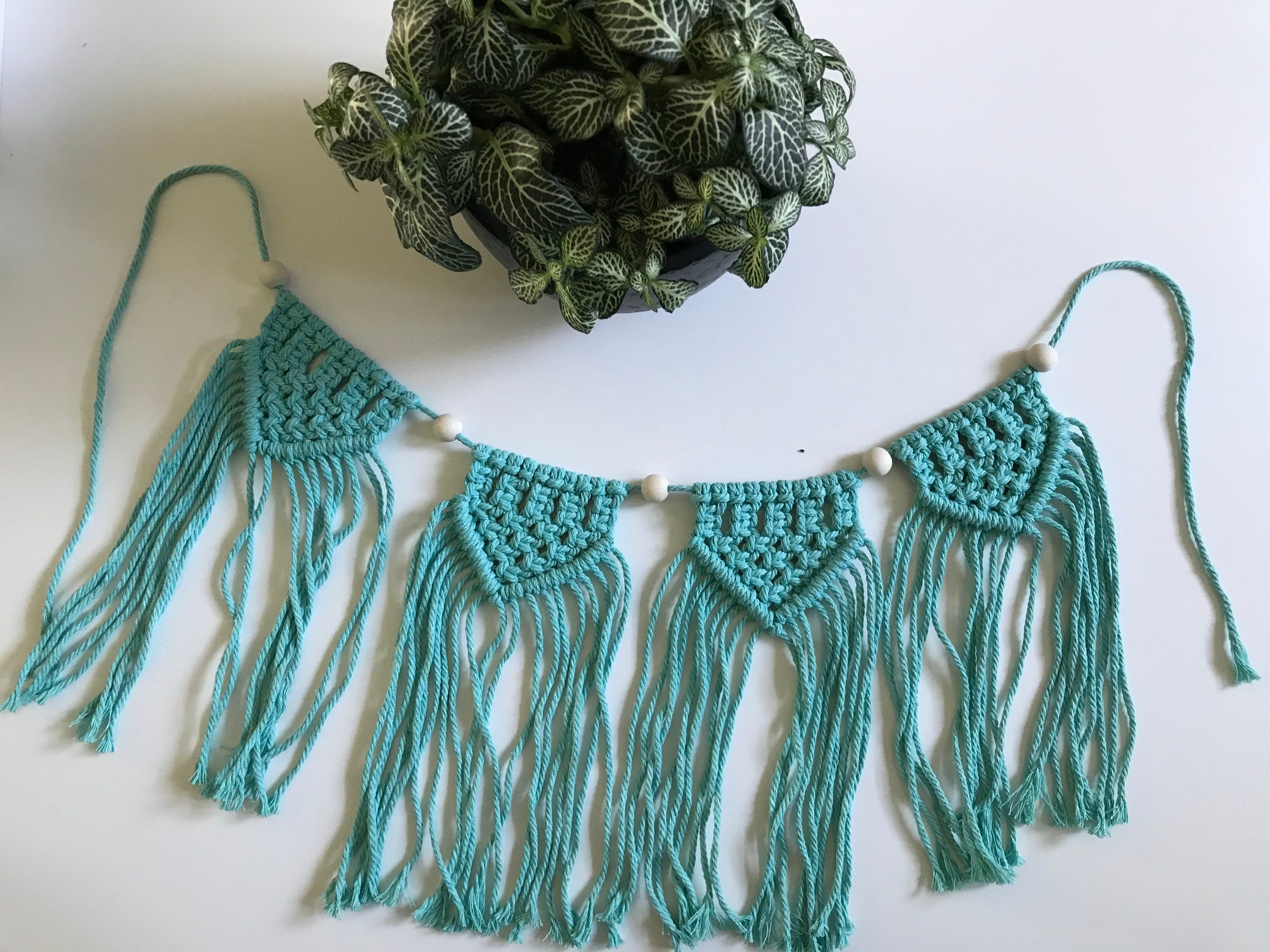 Guirlande de Fanions en Macramé Bleu