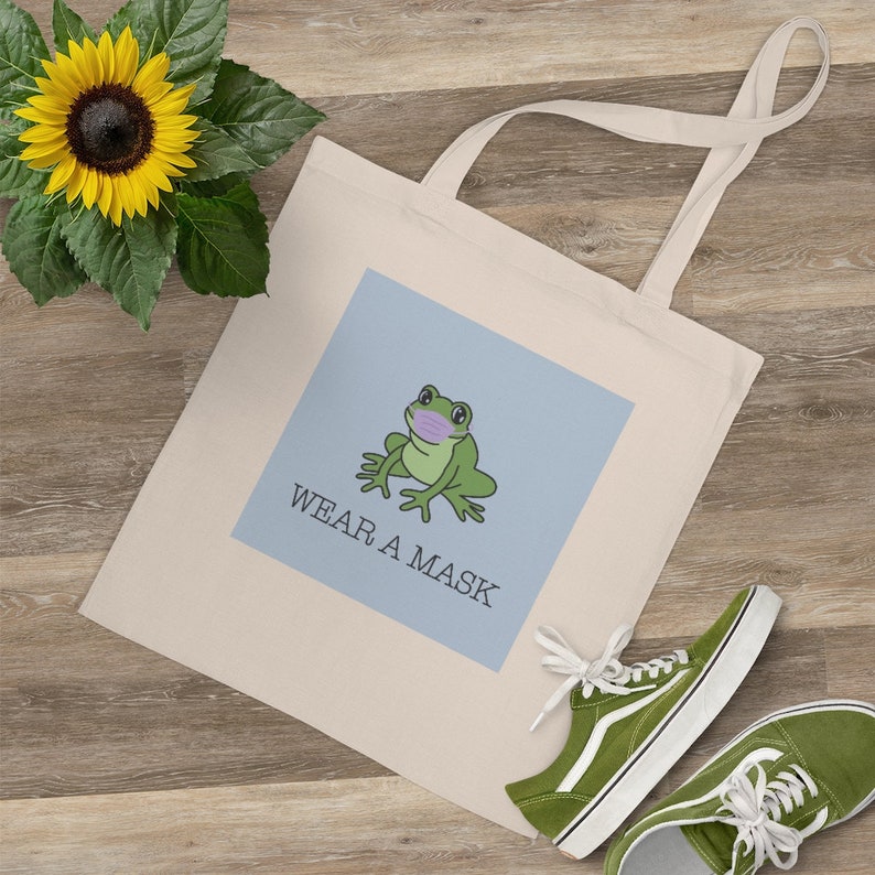 Frog \u2018Wear A Mask\u2019 Tote Bag