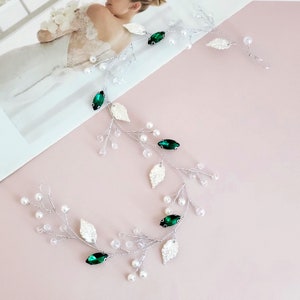 Green Emerald Bridal Hair Vine for Wedding, Hair Accessories for Bride, Pearl Bridal Headpiece, Floral Hair Headband, Silver Leaf Vine Crown
