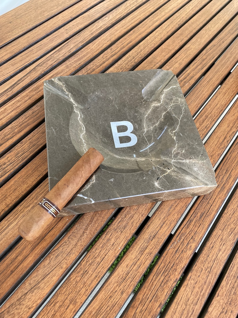 Genuine Marble Four Cigar Ashtray, Smoker Gift, Outdoor Ashtray, Custom Ashtray, Groomsmen Gift, Outdoor Cigarette Ashtray, Patio Ashtray immagine 3