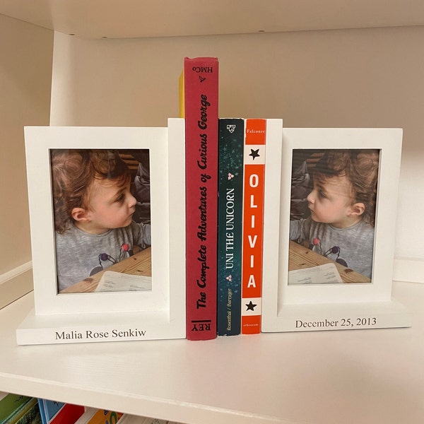 Personalized Picture Frame Bookends, Custom Picture Frame, Nursery Gift, Housewarming Gift, Bookshelf Decor, Personalized Welcome Baby Gift