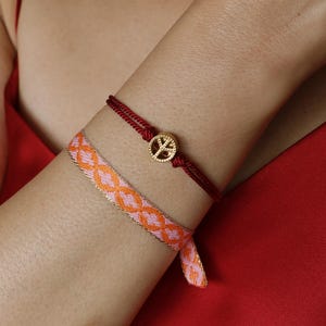 Bracciale dell'amicizia Boho con simbolo della pace, regolabile, perline in acciaio inossidabile, con biglietto per gioielli, simpatica piccola idea regalo per lei