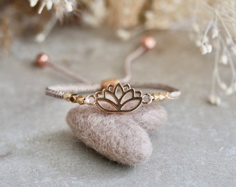 Rosegold Lotus von Hand geflochtenes Armband, Micro Makramee, Lebensblume Armband, Filigran, Glücksarmband, Elegant,Filigran, Geschenkidee