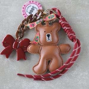 Taschenanhänger Teddy Braun | Handy Charm | Personalisierbar |Geschenk mit Initial | Schlüsselanhänger