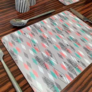 Mid-Century Modern Placemats (Set of 4): Atomic Diamond Pattern Dining Mats