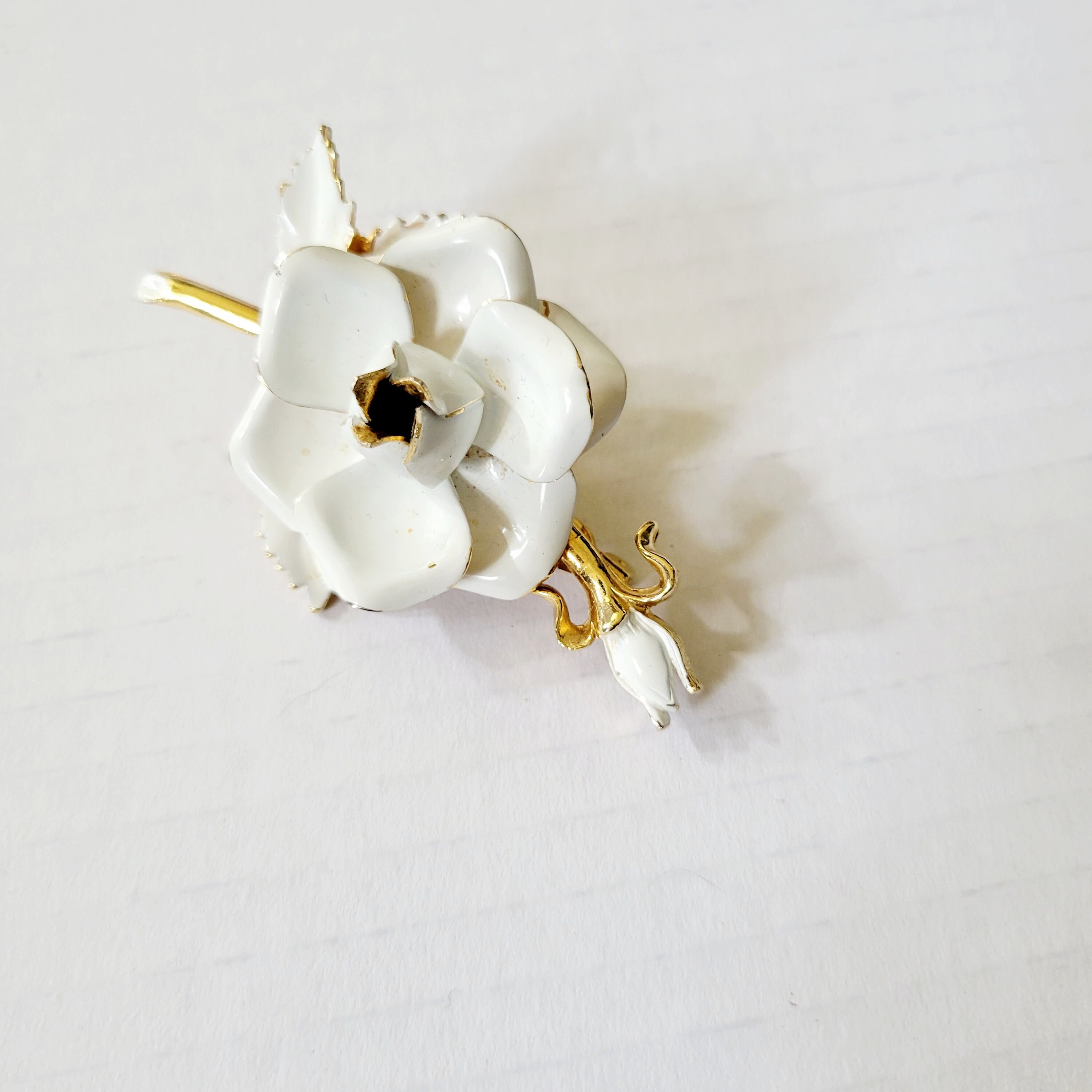 Flower Brooch (Clear)