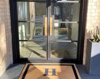 Personalized Coir Welcome Mat - Flocked Monogram Door Mat for Indoor  Outdoor Use - Perfect Housewarming Gift