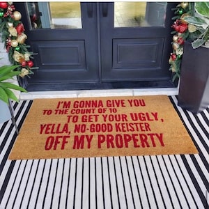 Im Gonna Give You To The Count Of 10 Doormat  Holiday Welcome Mat for Outdoor Entryway  Fun Reindeer Christmas Gift Decor