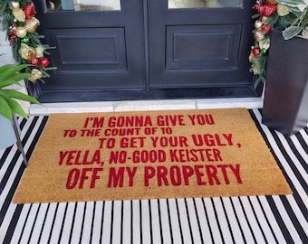 Im Gonna Give You To The Count Of 10 Doormat  Holiday Welcome Mat for Outdoor Entryway  Fun Reindeer Christmas Gift Decor