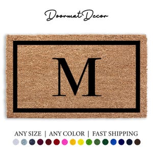 Kokos deurmat met monogram Gepersonaliseerde familie welkomstmat housewarming cadeau
