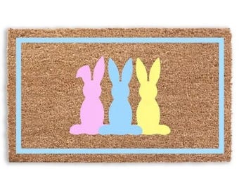 Zerbino Pasquale A Forma Di Coniglietto Con Scritta Hoppy Easter - Tappeto Decorativo Antiscivolo 80x57 Cm Per Ingresso, Cucina E Balcone