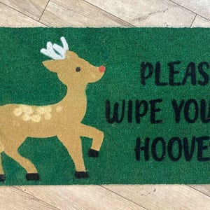 Christmas Doormat - Please Wipe Your Hooves Green Reindeer Welcome Mat Holiday Decor Gift