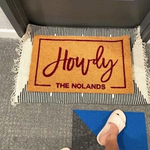 Howdy Texas A&M University Doormat, Personalized College Collegiate Graduation Gift, Gig&#39;em Tailgate, TAMU Aggie, College Station