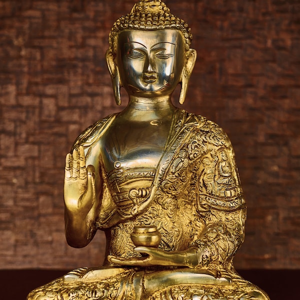 Brass Buddha sculpture | Serene meditative pose | Hand carved Buddha statue