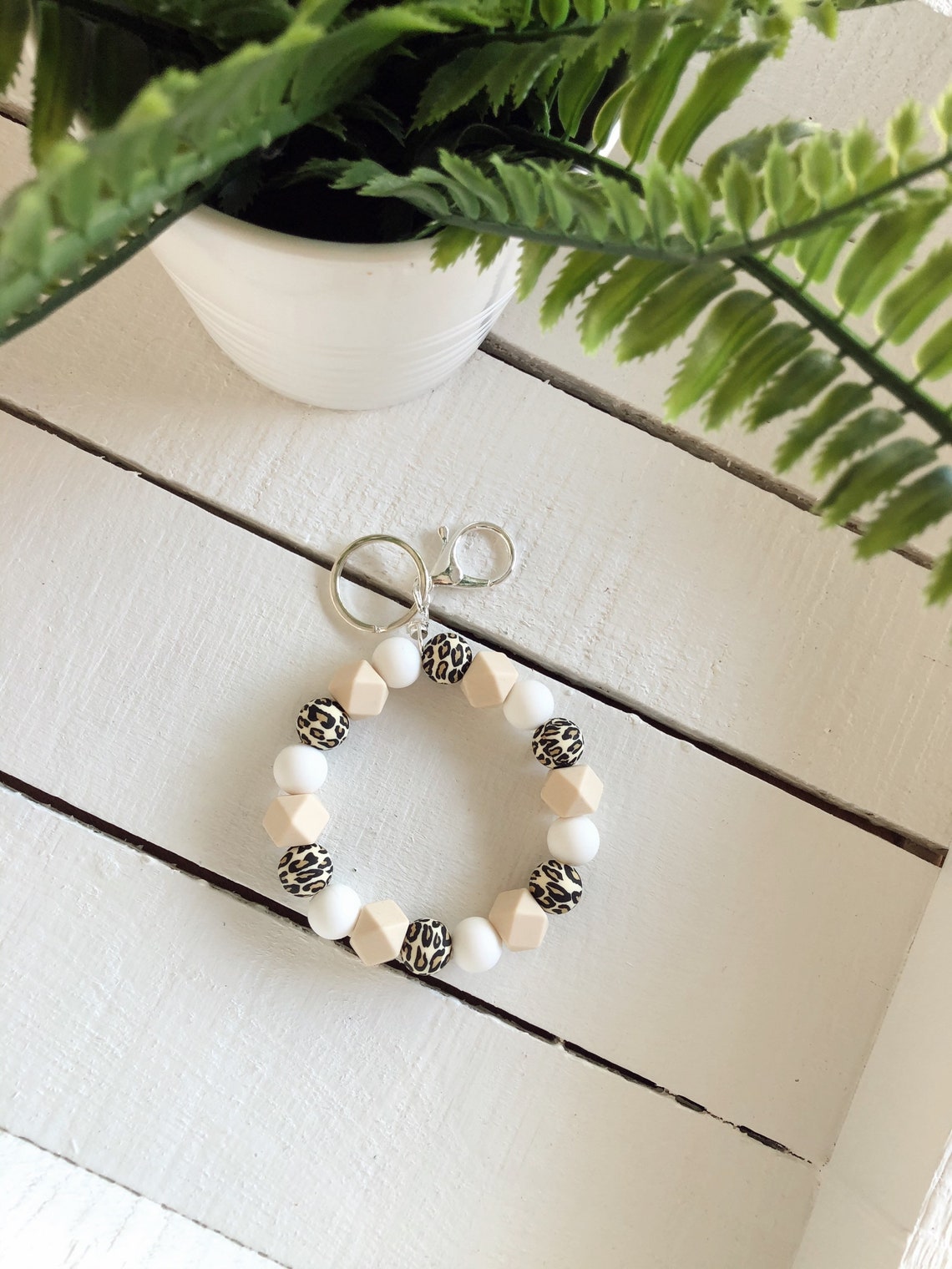 Keychain wristlet set / silicone bead keychain wristlet Etsy