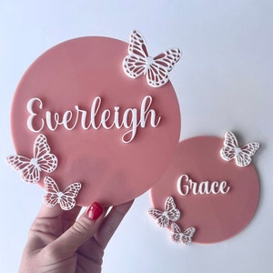 Targa personalizzata per annuncio nascita bambino - Targa farfalla acrilica personalizzata - Decorazione da parete per cameretta dei bambini