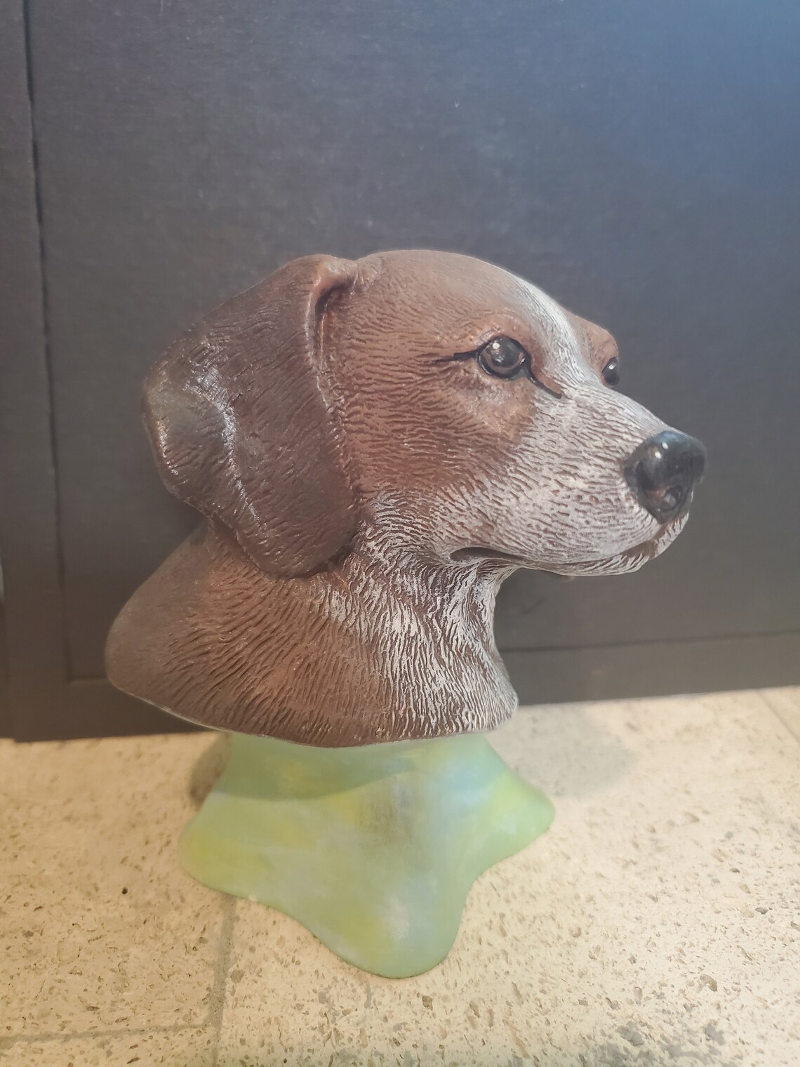 beagle dog figurine