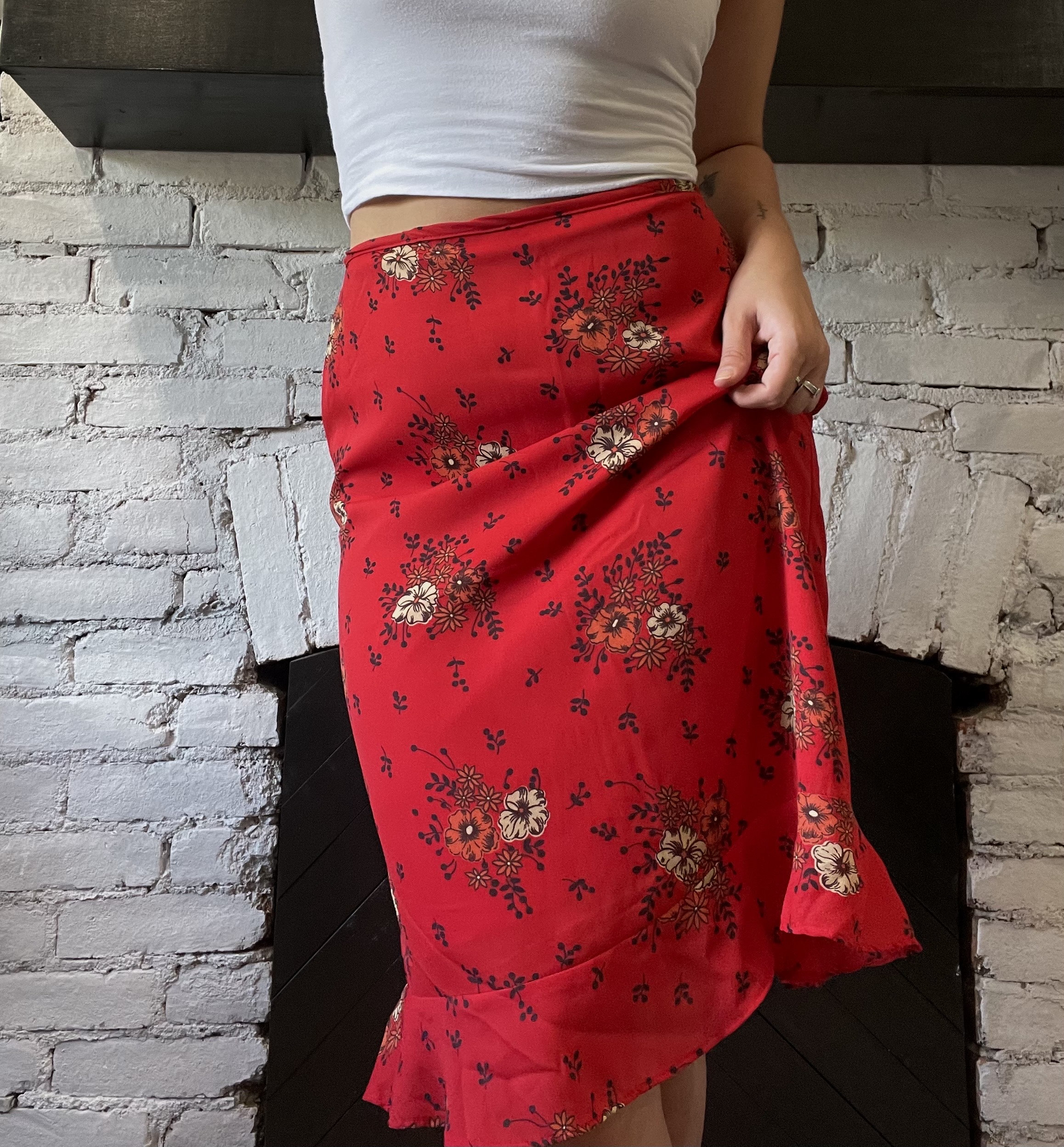 Floral skirt in singapore hot sale