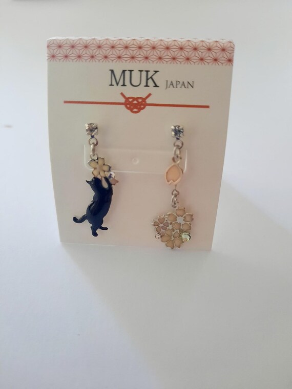Japanese Style Earring Cat