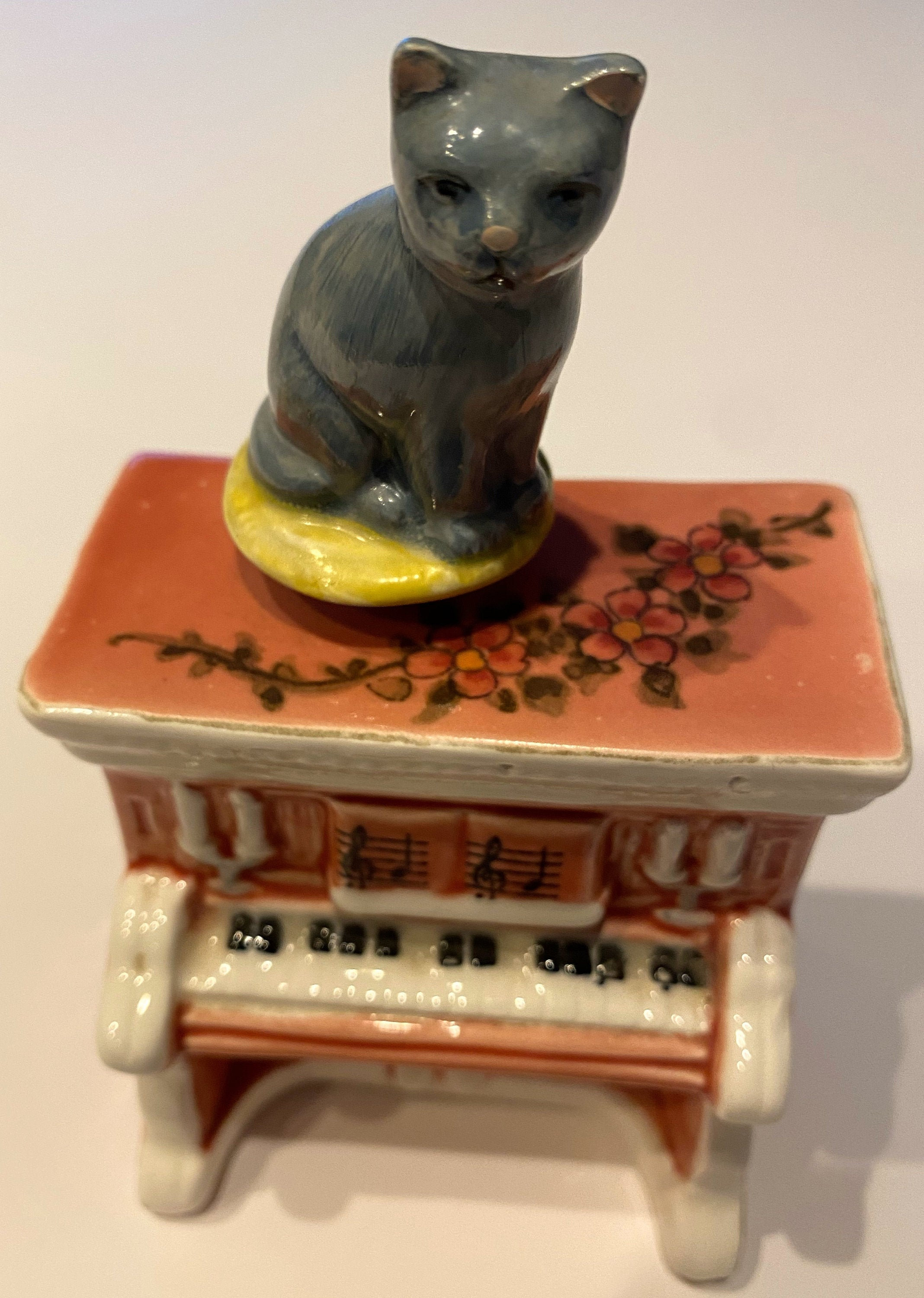 Schmid Music Box for sale Only 4 left at 70