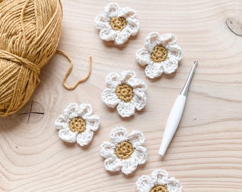 CROCHET PATTERN, Crochet Daisy Garland, Crochet Flowers, Crochet Spring Banner, Flower Garland, Crochet Home Decor, Crochet Nursery Decor
