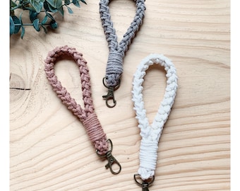 CROCHET PATTERN, Boho Wristlet Pattern, Crochet Keychain Pattern, Beginner Friendly Crochet Pattern, Cotton Yarn, Wristlet Keychain, Lanyard