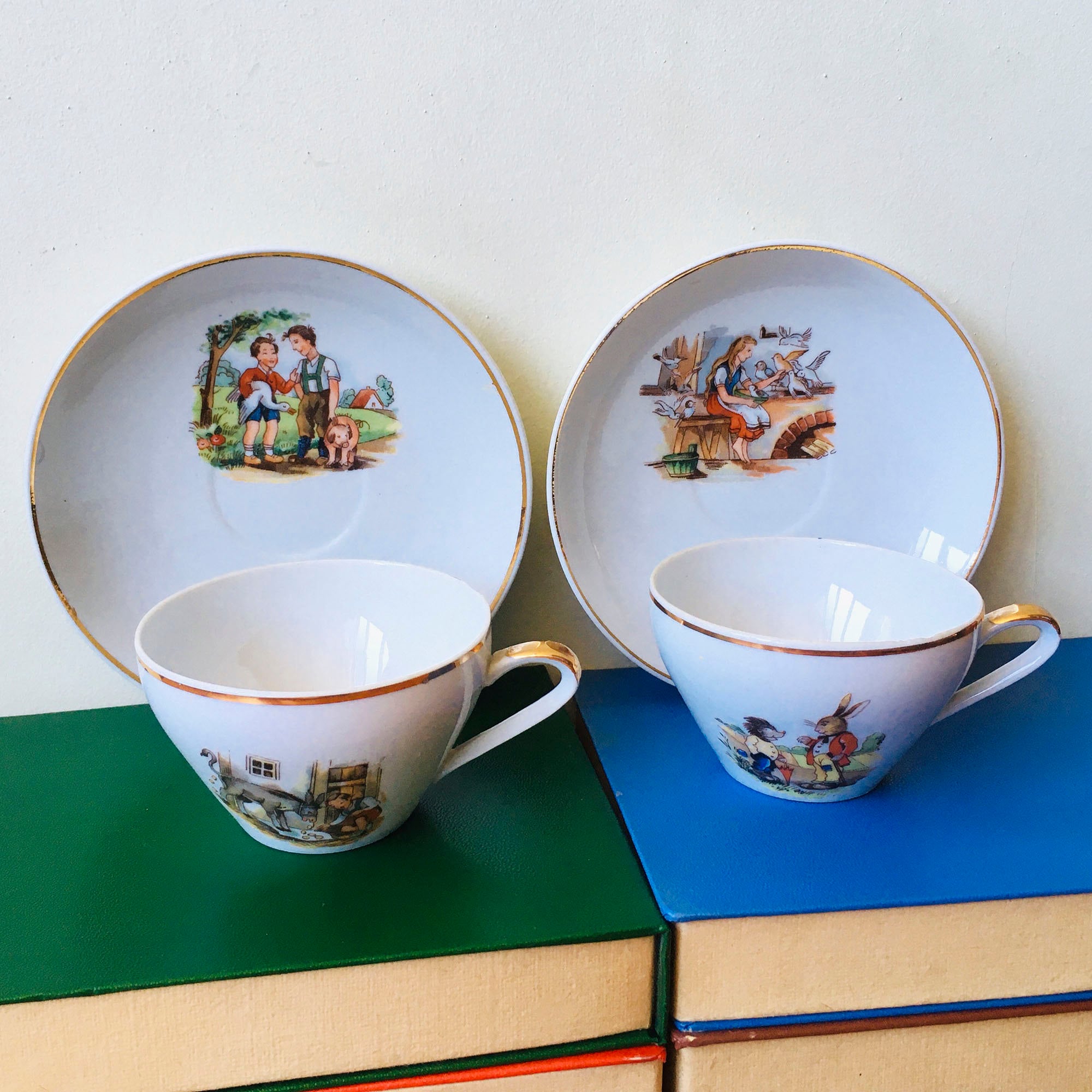 Vintage Childs Tea Set Grimms Fairy Tales, 1950s German Vintage Childs Tea Set Grimms Fairy Tales, 1950s German