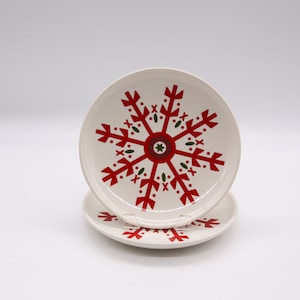 Longaberger Pottery &quot;Snowflake&quot; Pattern Luncheon Plate | #32392 | Festive Red Snowflake Plates | Nordic Holiday Tableware |Sold Individually