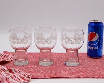 Vintage MCM Pepsi Cola Curvy Glasses | 1970s White Letter Pedestal Glasses | Soda Fountain Glasses | Mid Century Pepsi Glasses | Set of 3