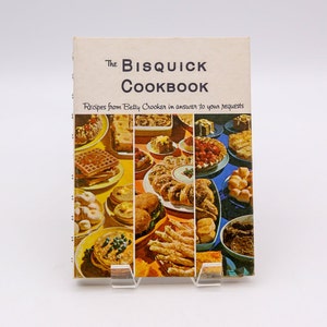 Vintage MCM 1964 The Bisquick Cookbook by Betty Crocker and General Mills | Retro Cooking | Recipe Book | Kitchen Collectible |First Edition