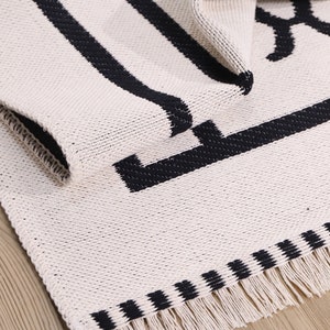 Anti slipt Hand-Loomed Natural Cotton Mediterranean Bath Mat