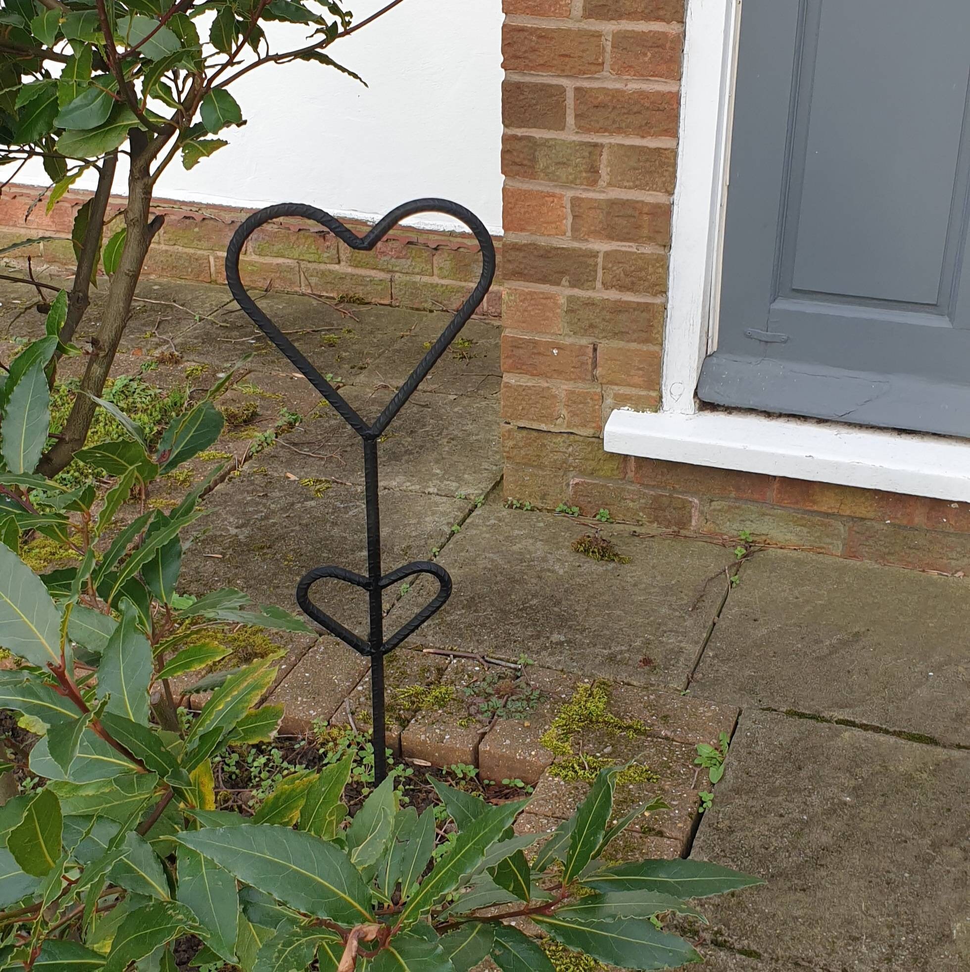 Steel Heart Stake Made from Rebar 100cm industrial rustic Etsy