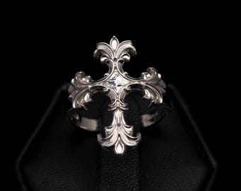 Anillo de cruz ornamentada - Plata
