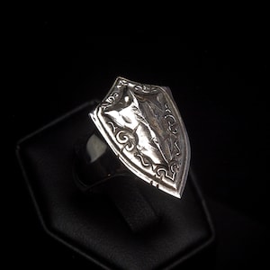 Battlescar Paladin Shield Ring - Sterling Silver