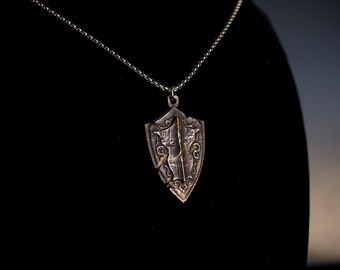 925 Sterling Silver Wood Shield Armour Lion Wings Pendant Necklace Men Jewelry 925 Sterling Silver Wood Shield Armour Lion Wings Pendant Necklace Men Jewelry