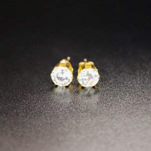 Vintage 10k Yellow SOLID Gold 6.5 mm Cubic Zirconia Stud Earrings Signed HAB