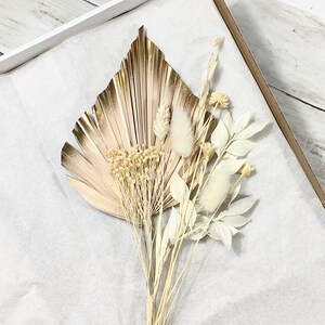 Latte / Cappuccino Palm Spear White Dried Flowers Cake Topper Cake Decorations Flower Arrangement image 4