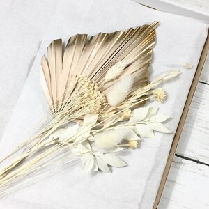 Latte / Cappuccino Palm Spear White Dried Flowers Cake Topper Cake Decorations Flower Arrangement image 3