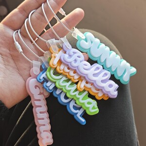 Personalized Hiking Backpack Keychain, Custom Adventure Gear Keyring with Heavy Duty Wire Loop for Camping and Travel Bags