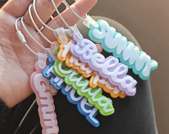 Personalized Hiking Backpack Keychain, Custom Adventure Gear Keyring with Heavy Duty Wire Loop for Camping and Travel Bags